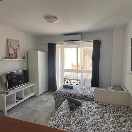 Genuar Center 3 * Malaga
